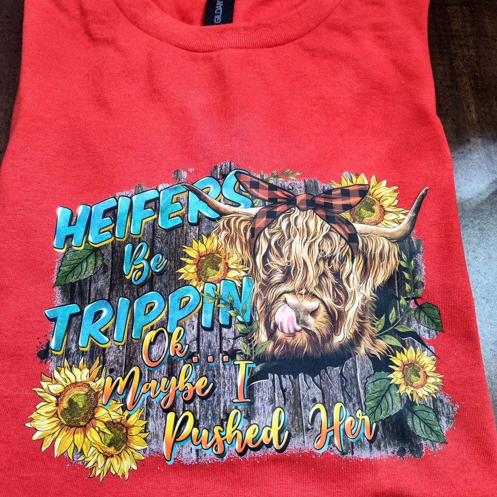 Red Graphic Shirt Gildan Unisex Large nwot